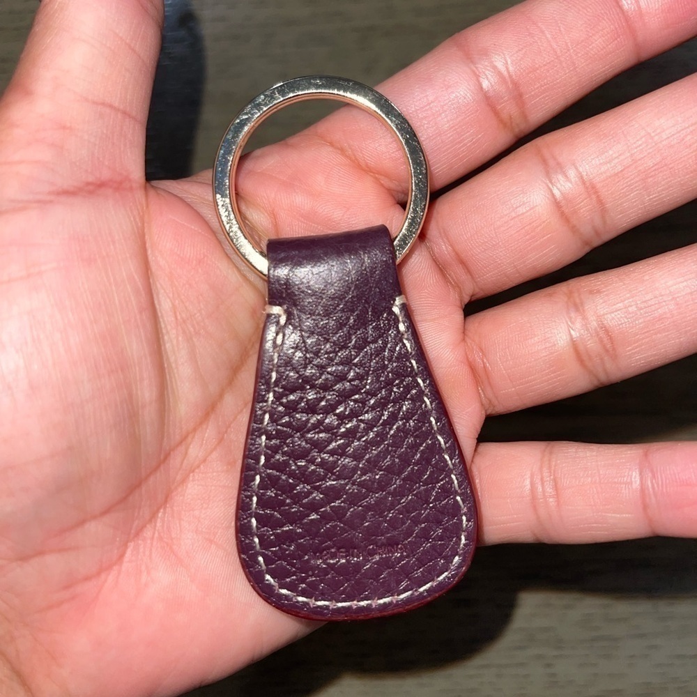 Dooney & Bourke Pebble Grain Logo Lock Shoulder Bag Bordeaux - Picture 2 of 16